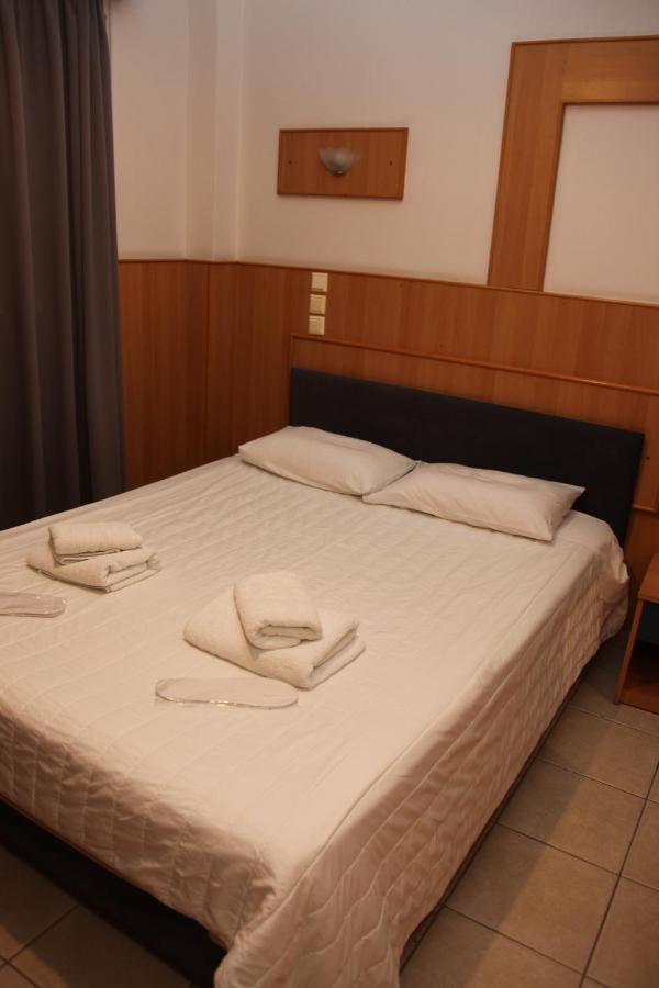 Apollon Filoxenia Hotell Corinth Exteriör bild